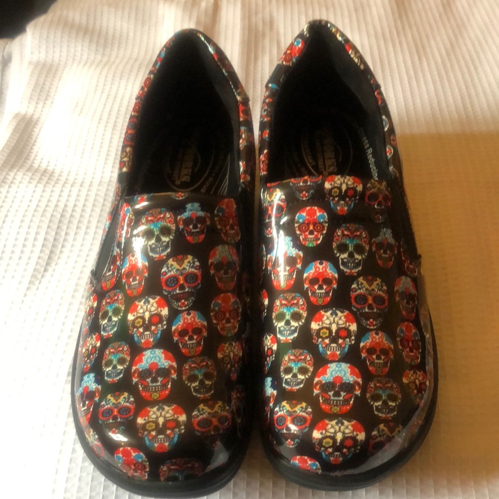 New Skull Patent Easy Works By Easy Street Size 9